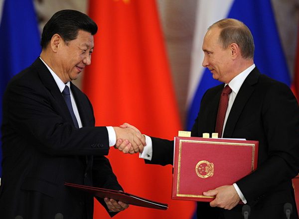 Rusija i Kina tresu ekonomiju SAD, dolar uzdrman PLAN KOJI ĆE PROMENITI DOSADAŠNJI SVET