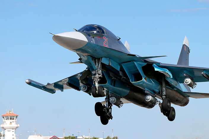 Ukrajinci tvrde da su uništili ruski bombarder Su-34 na aerodromu u Rusiji