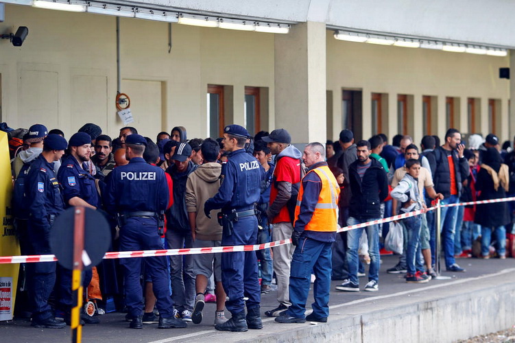 Ovo se krije: Albanci masovno napuštaju KiM! Evo šta se dešava…