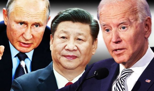 Šta je trebalo Vašingtonu da pred neizbežni okršaj s Kinom odbije od sebe Rusiju?