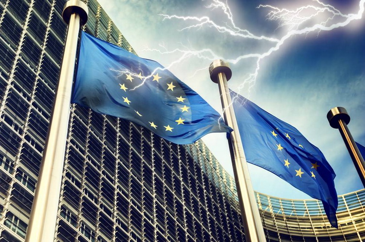Haos u Nemačkoj drma EU- Pomoć Kijevu stopirana, Brisel sprema plan B