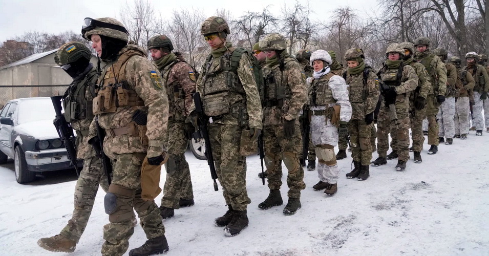 Ukrajinske snage u Bahmutu svakodnevno gube “trocifren broj vojnika”