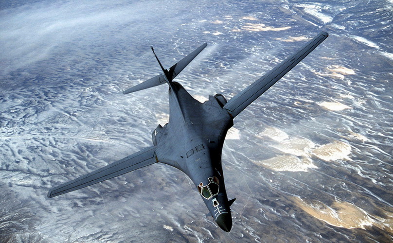 Rusi otkrili bombardere SAD kako lete ka Rusiji – Uzleteli ratni lovci