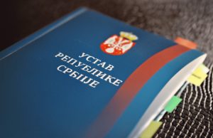Advokat Đorđević: Vlada Srbije prekršila Ustav, dešava se “slom pravnog i ustavnog sistema” – Šolc dolazi zbog litijuma