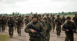 Blumberg: Evropska Unija poziva Zelenskog da ne pristane na povlačenje trupa iz Donbasa