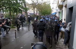 U Parizu održan marš sa više hiljada ljudi za izlazak iz EU