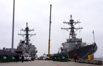 WSJ: SAD su zaplenile teret u Indijskom okeanu koji je išao iz Kine ka Iranu