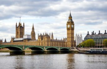 Telegraph: Vreme je da Britanija razmotri izlazak iz NATO-a