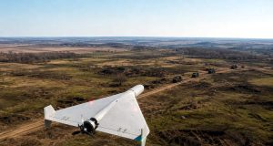 Terminatori bez operatera: Ukrajina najavljuje prvi napad dronom sa veštačkom inteligencijom